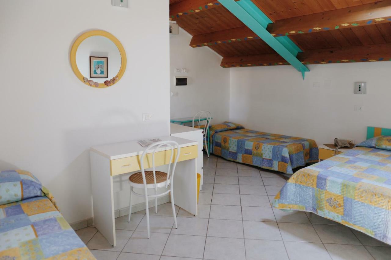 Hotel Marconi Cattolica Exterior photo